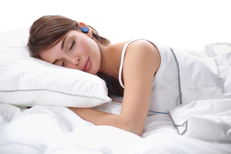 Read more about the article Do Sleep Earbuds Work? Safety, Binaural Beats & Better Sleep Explained